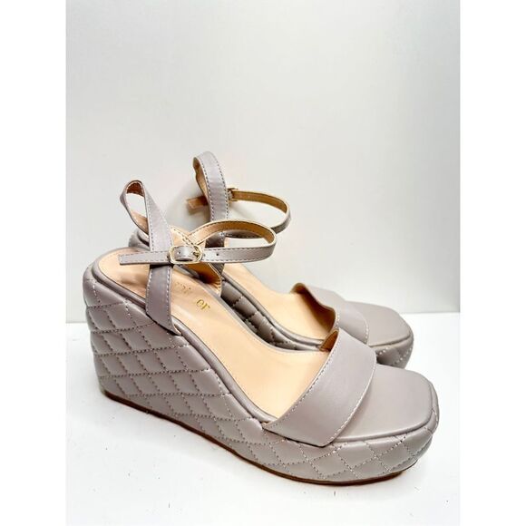 Olivia Miller Sandals Womens Size 9 Gray Open Toe Wedges - Picture 2 of 10